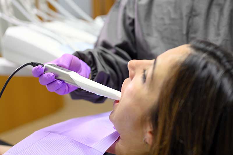 Intra-Oral Camera in Van Nuys